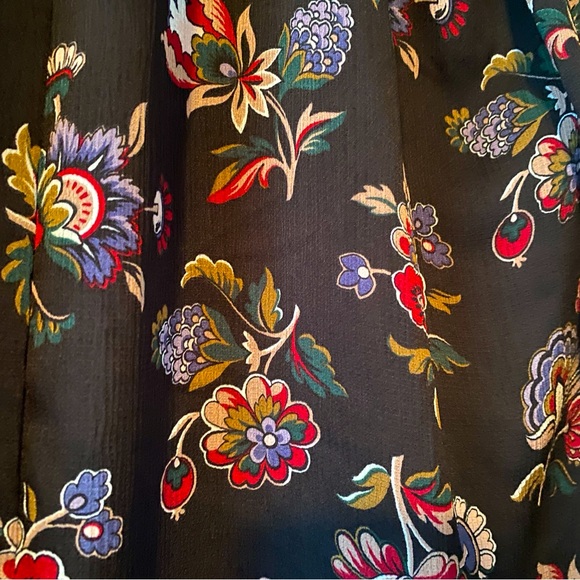 Ann Taylor Black Ruffle Long Sleeve Floral Print Blouse, M - Picture 6 of 11